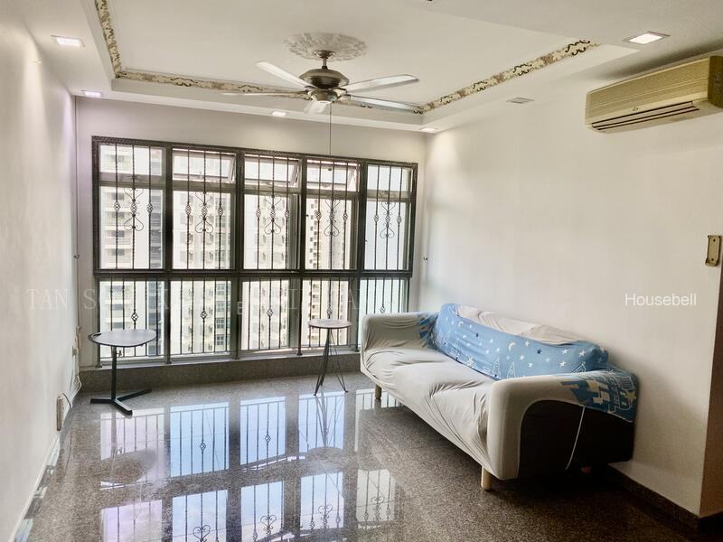 387 Bukit Batok West Avenue 5, S$ 4,200 (最低价格) /月, 1,270 sqft, 组屋 - 5 Premium