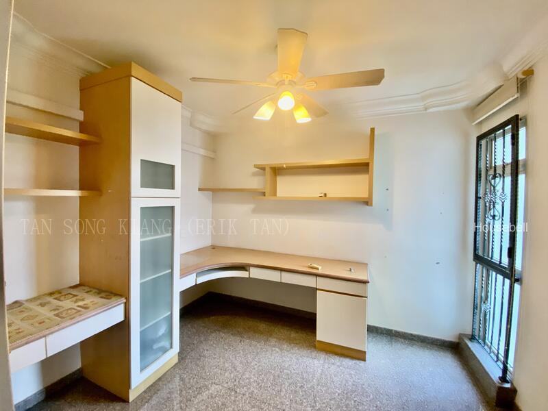 387 Bukit Batok West Avenue 5, S$ 4,200 (最低价格) /月, 1,270 sqft, 组屋 - 5 Premium