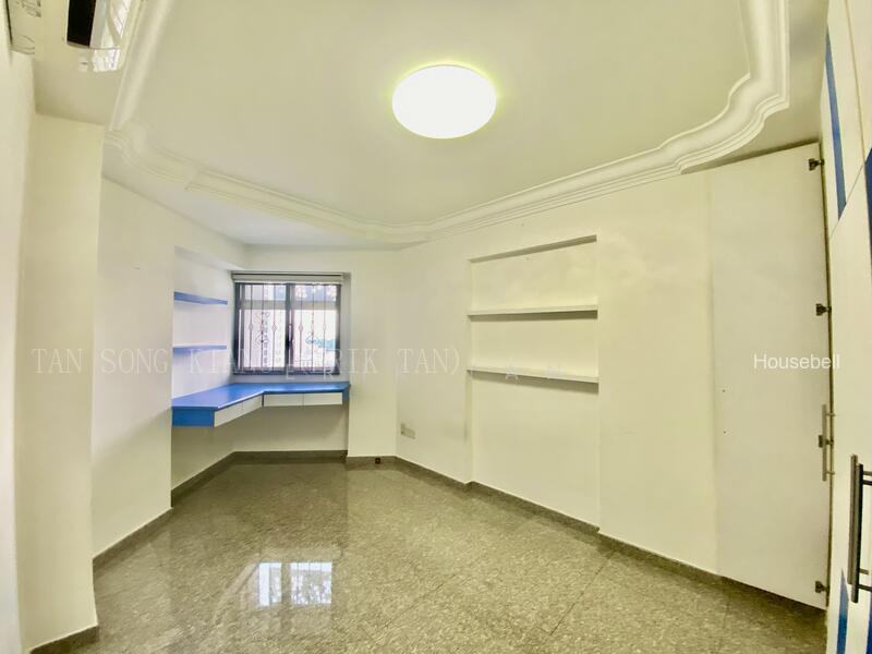 387 Bukit Batok West Avenue 5, S$ 4,200 (最低价格) /月, 1,270 sqft, 组屋 - 5 Premium