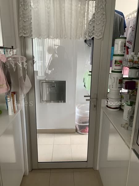 eCO, S$ 5,400 /mo, 1,152 sqft, Condos - Condominium