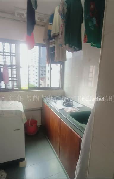519 Jelapang Road, S$ 750 (最低价格) /月, 110 sqft, 组屋 - 5 I