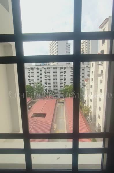 519 Jelapang Road, S$ 750 (最低价格) /月, 110 sqft, 组屋 - 5 I