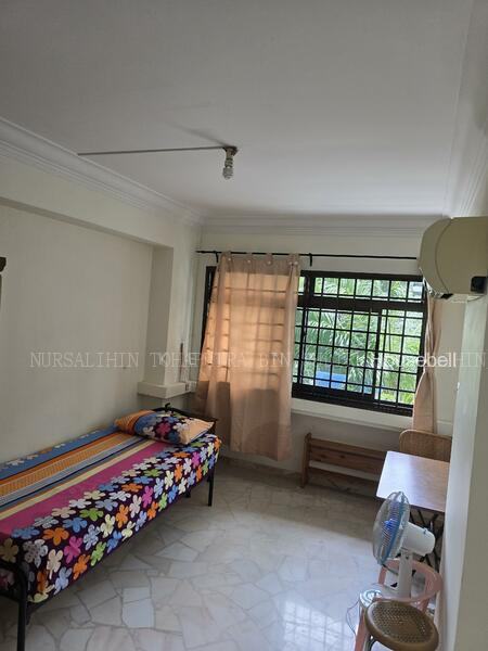 876 Woodlands Avenue 9(3)