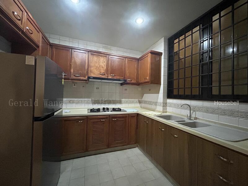 Seasons Park, S$ 1,000 (Negotiable) /mo, 100 sqft, Condos - Condominium