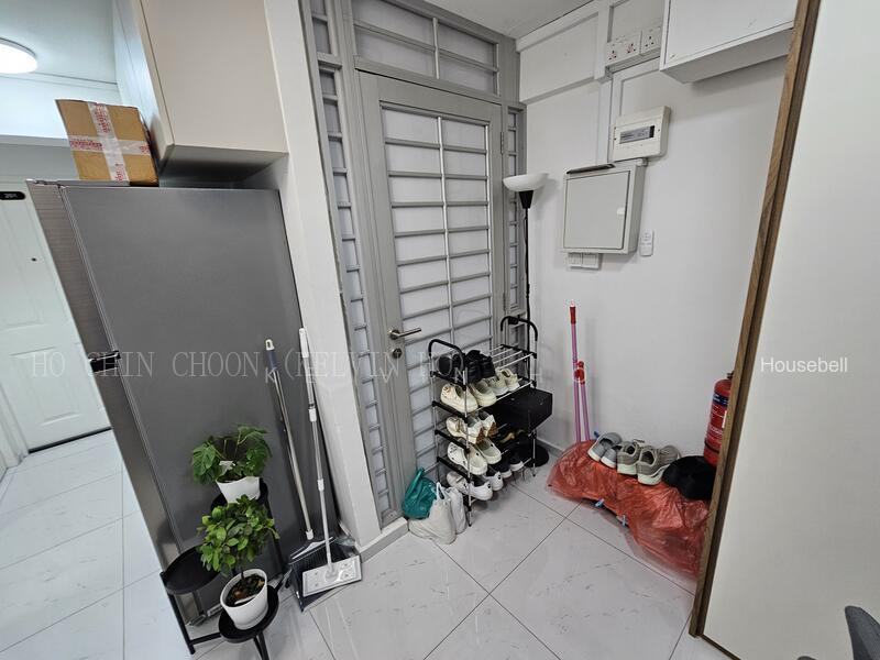 16 Upper Boon Keng Road, S$ 1,900 /mo, 97 sqft, HDB - 3 I