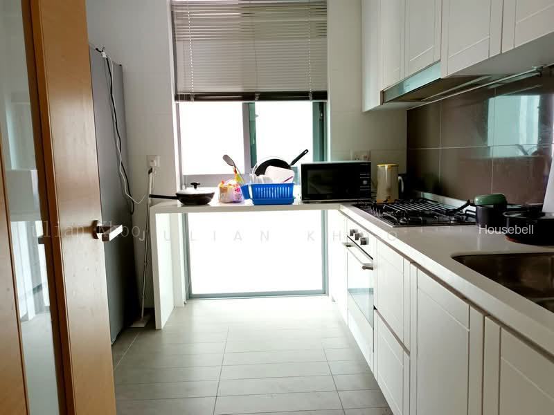No Owner! Attached Bathroom @ Double Bay Residences, S$ 1,300 /mo, 138 sqft, Condos - Condominium