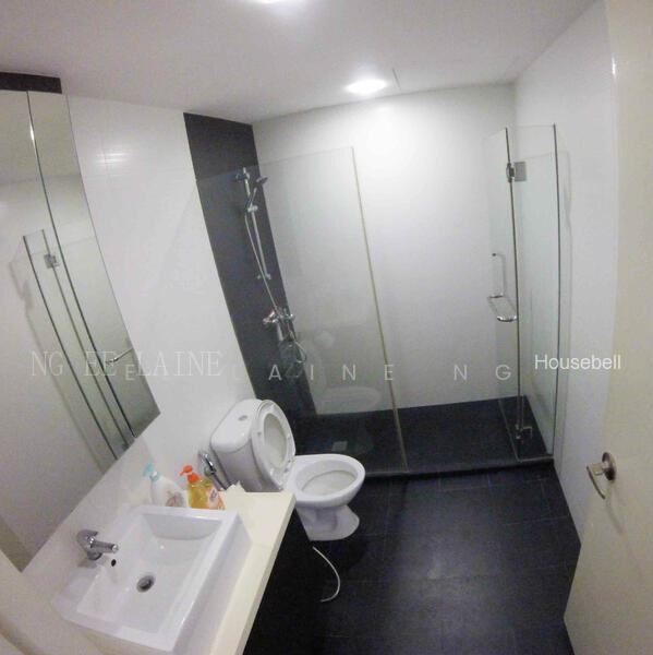 Central Green, S$ 1,380,000 (Negotiable), 764 sqft, Condos - Condominium