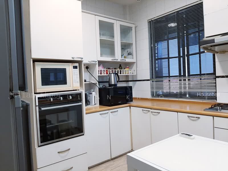 No Owner! Spacious Room, Near Siglap, S$ 1,750 /月, 有地 - Bungalow House