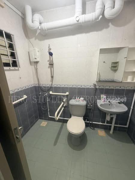 261B Sengkang East Way, S$ 3,600 (最低价格) /月, 1,075 sqft, 组屋 - 5 A