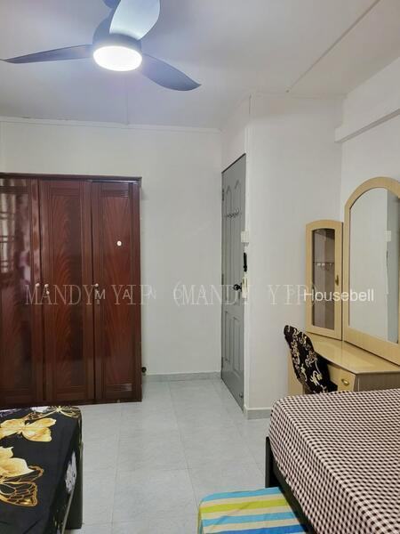 135 Simei Street 1, S$ 600 (可协商价格) /月, 150 sqft, 组屋 - 4 A