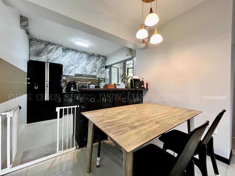 683C Edgedale Plains, S$ 800 (最低价格) /月, 90 sqft, 组屋 - 4 A