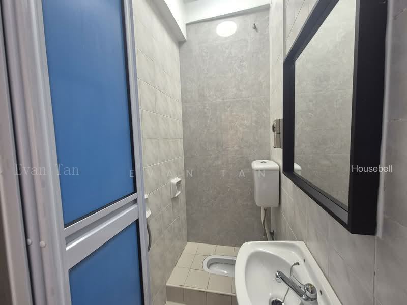Simsville, S$ 1,100 /mo, 80 sqft, Condos - Condominium
