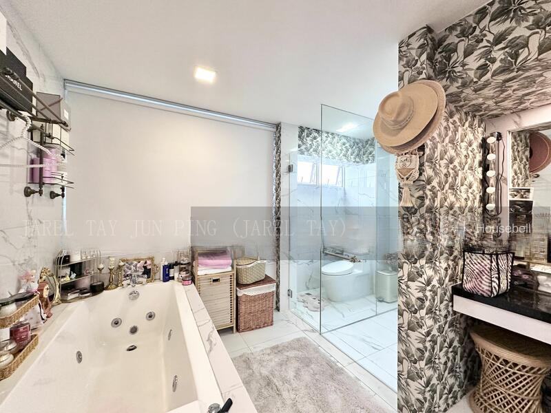 889A Tampines Street 81, S$ 879,999, 1,425 sqft, 组屋 - 5 I