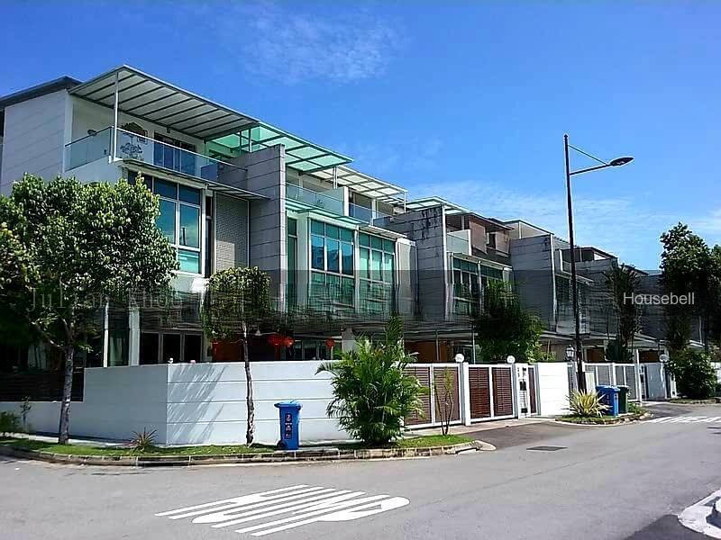 No Owner! Master Room @ Tanah Merah, S$ 1,600 /mo, 336 sqft, Landed - Terraced House
