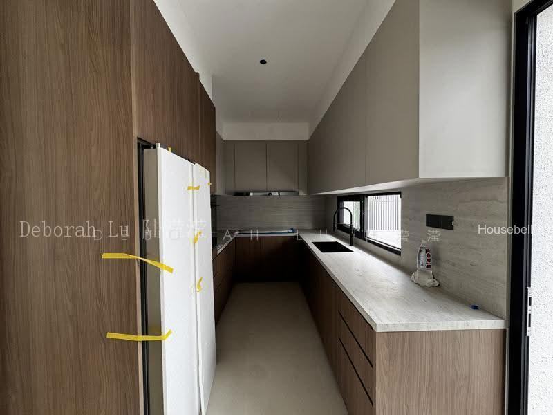 Bournemouth Rd. Brand New Freehold 2.5 Storey Buangalow w Basement. Top 2025 Q4 est, S$ 16,600,000, 8,826 sqft, 有地 - Detached House