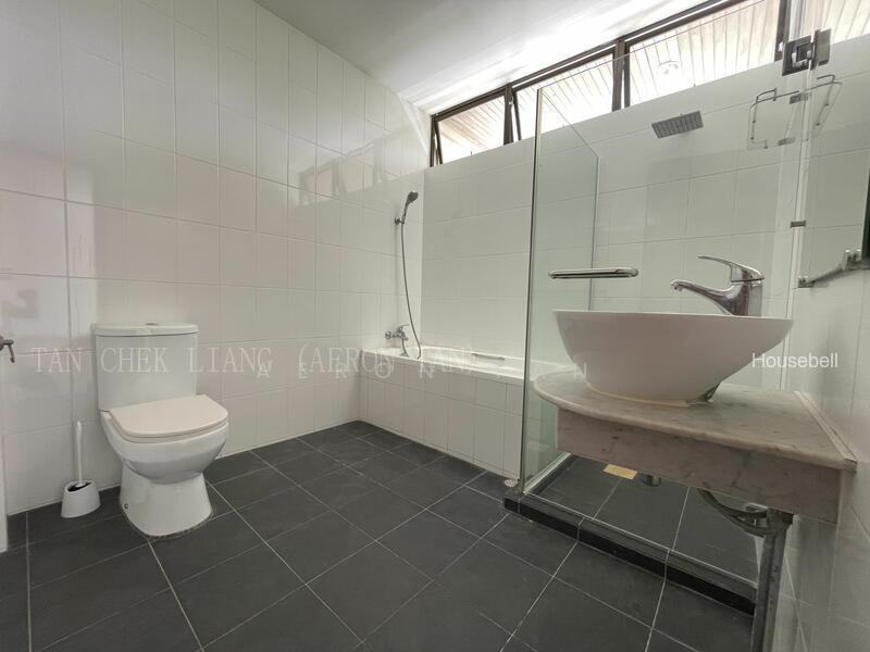 Coronation Road, S$ 18,000 (最低价格) /月, 3,300 sqft, 有地 - Semi-Detached House