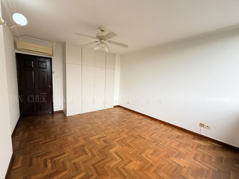Coronation Road, S$ 18,000 (最低价格) /月, 3,300 sqft, 有地 - Semi-Detached House