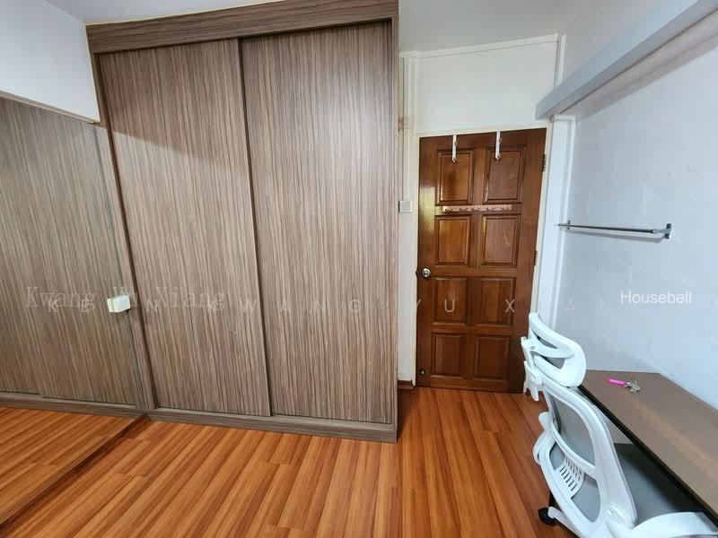 327 Ang Mo Kio Avenue 3, S$ 1,200 (可协商价格) /月, 150 sqft, 组屋 - 4 NG