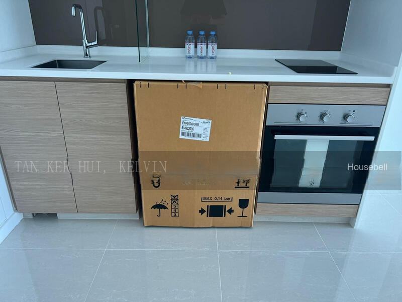 Treasure at Tampines, S$ 1,200,000 (可协商价格), 678 sqft, 公寓 - Condominium
