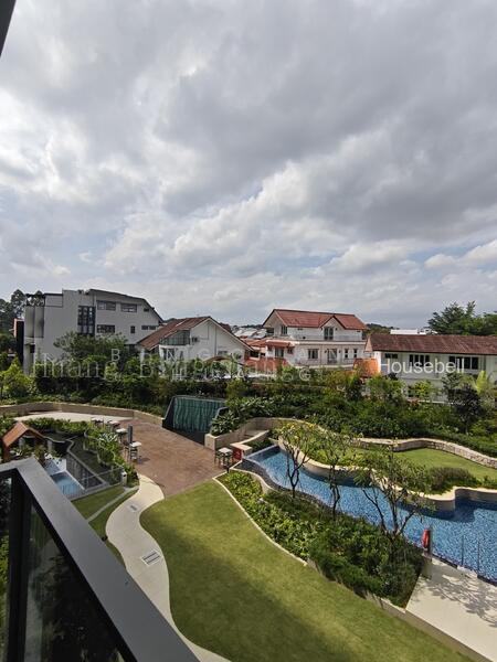AMO Residence