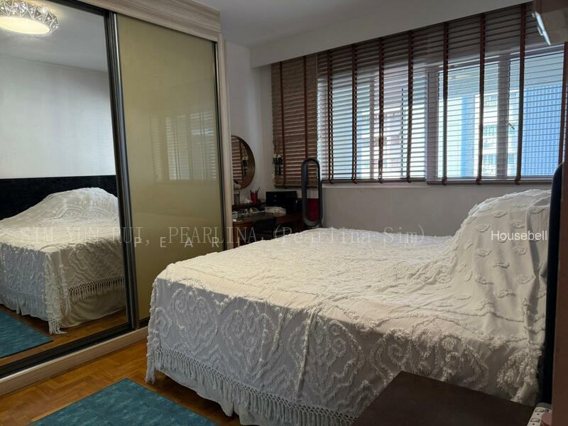 717 Bedok Reservoir Road, S$ 950,000 (Negotiable), 1,507 sqft, HDB - Executive Maisonette