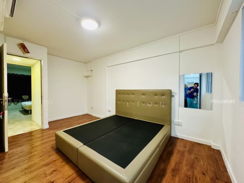 236 Jurong East Street 21(4)