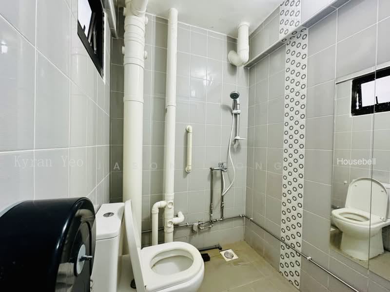 236 Jurong East Street 21, S$ 3,668 /月, 868 sqft, 组屋 - 3 Premium