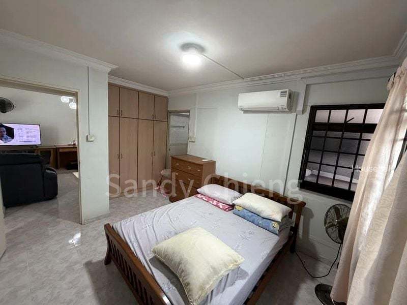 649A Jurong West Street 61(2)