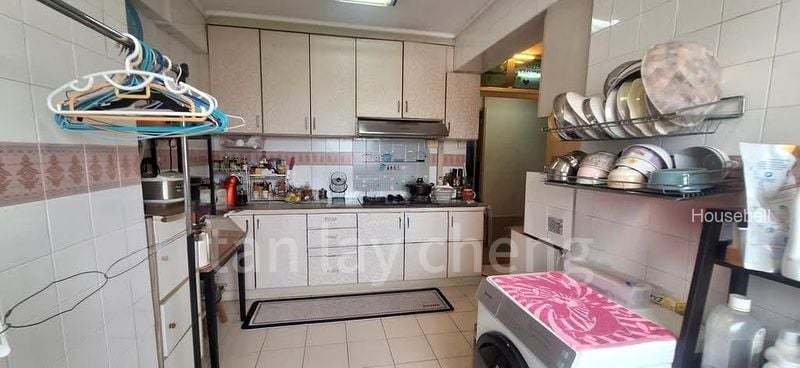 655 Senja Road
