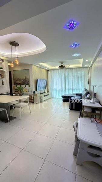 Premium HDB for Sale in  458 Segar Road, S$ 598,000, 1,001 sqft, 组屋 - 3 I