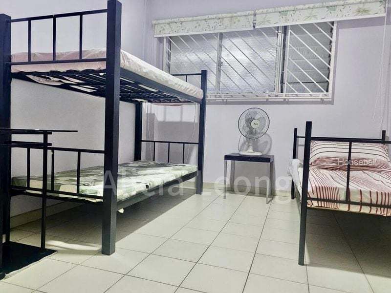 345 Yishun Avenue 11(2)
