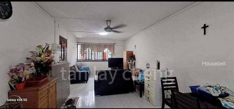 229 Serangoon Avenue 4(2)