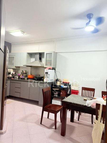 543 Jurong West Street 42(2)