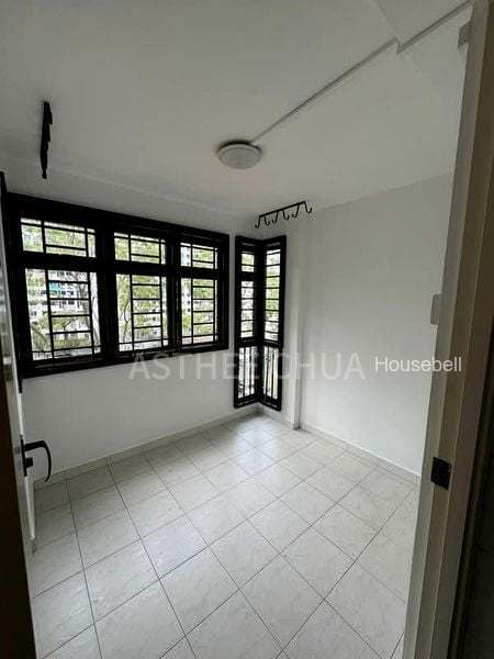 6 Marine Terrace