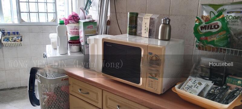 261 Jurong East Street 24, S$ 1,300 (Negotiable) /mo, 100 sqft, HDB - 4 A