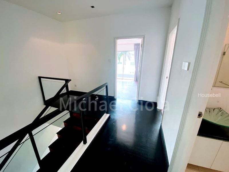 6 Bed Terraced House (Landed) for Rent in  La Suisse, S$ 10,000 /月, 4,300 sqft, 有地 - Terraced House