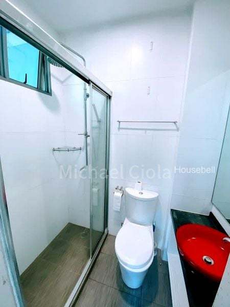 6 Bed Terraced House (Landed) for Rent in  La Suisse, S$ 10,000 /月, 4,300 sqft, 有地 - Terraced House