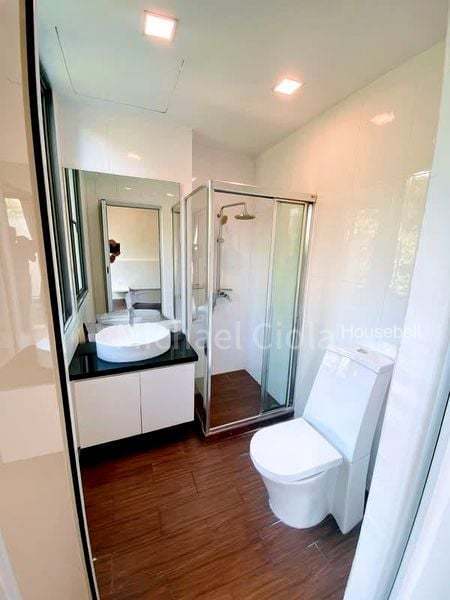 6 Bed Terraced House (Landed) for Rent in  La Suisse, S$ 10,000 /月, 4,300 sqft, 有地 - Terraced House