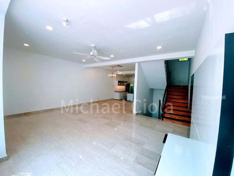 6 Bed Terraced House (Landed) for Rent in  La Suisse, S$ 10,000 /月, 4,300 sqft, 有地 - Terraced House