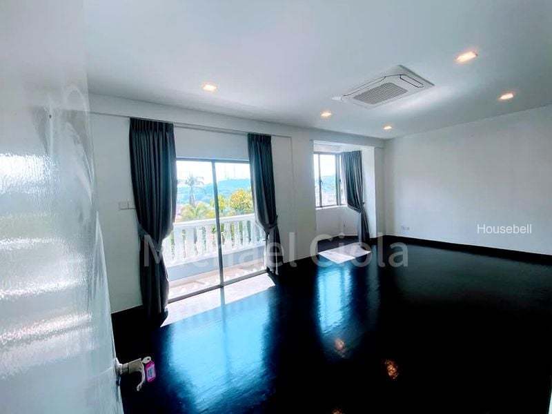6 Bed Terraced House (Landed) for Rent in  La Suisse, S$ 10,000 /月, 4,300 sqft, 有地 - Terraced House