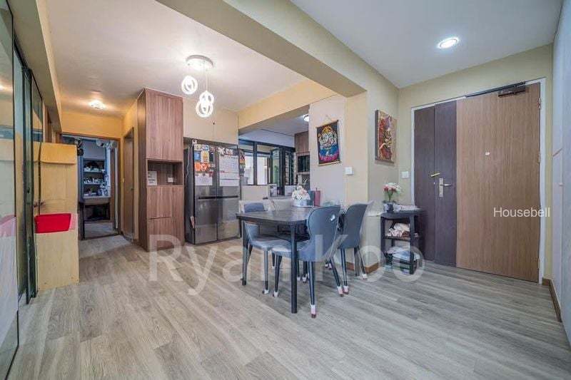 402A Fernvale Lane, S$ 750,000, 1,012 sqft, HDB - 4 A