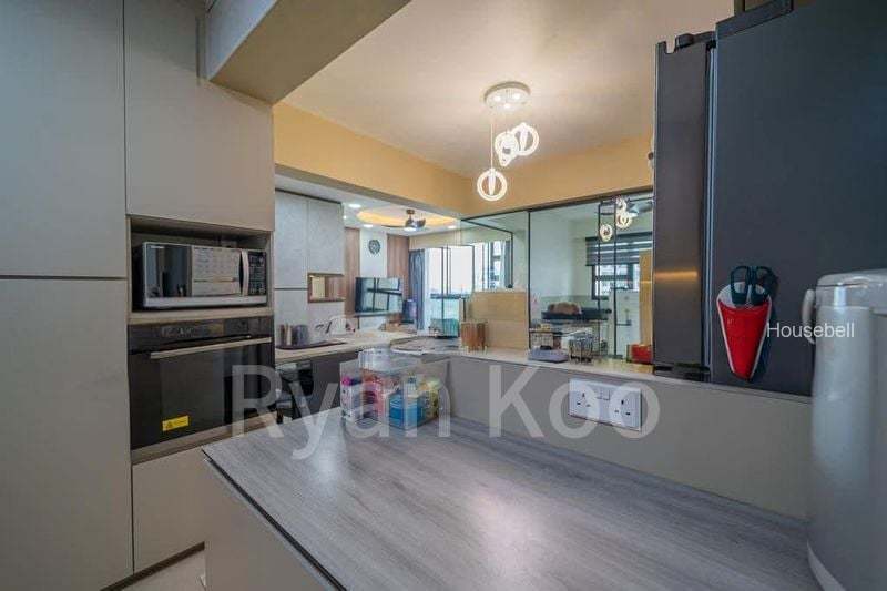 402A Fernvale Lane, S$ 750,000, 1,012 sqft, HDB - 4 A