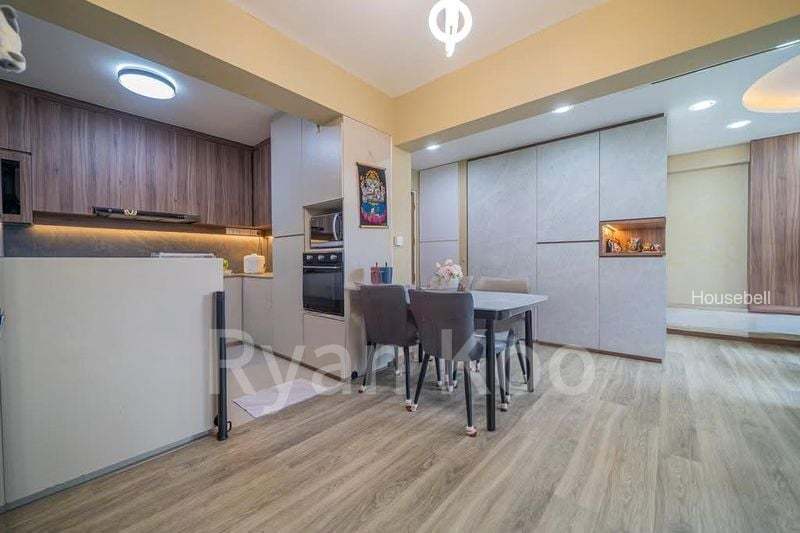 402A Fernvale Lane, S$ 750,000, 1,012 sqft, HDB - 4 A