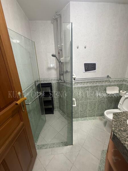 Chwee Chian View, S$ 1,100 /月, 100 sqft, 有地 - Terraced House