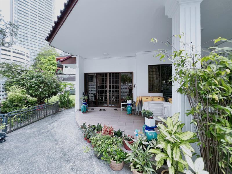 Jalan Kayu Manis huge corner terrace next to Orchard Road, S$ 11,500,000, 3,000 sqft, 有地 - Corner Terrace