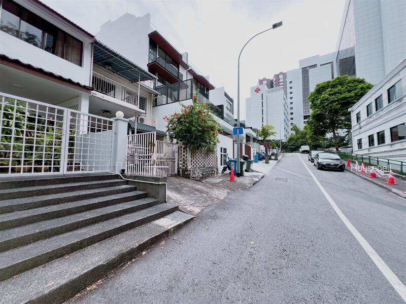 Jalan Kayu Manis huge corner terrace next to Orchard Road, S$ 11,500,000, 3,000 sqft, 有地 - Corner Terrace