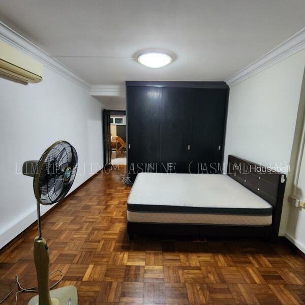 724 Yishun Street 71, S$ 798,000, 1,561 sqft, HDB - Executive Apartment