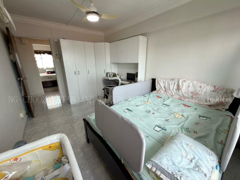161 Yishun Street 11, S$ 730,000 (可协商价格), 1,346 sqft, 组屋 - 5 I