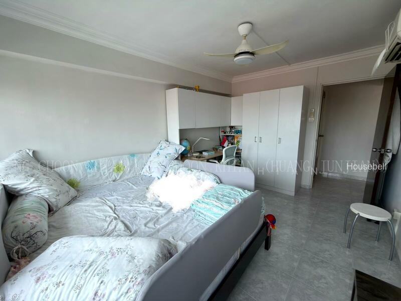 161 Yishun Street 11, S$ 730,000 (可协商价格), 1,346 sqft, 组屋 - 5 I