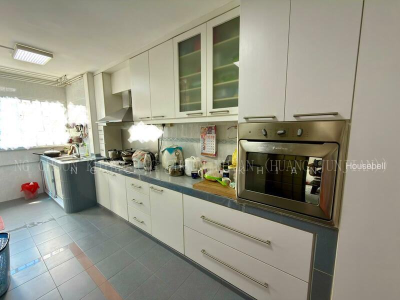 161 Yishun Street 11, S$ 730,000 (可协商价格), 1,346 sqft, 组屋 - 5 I